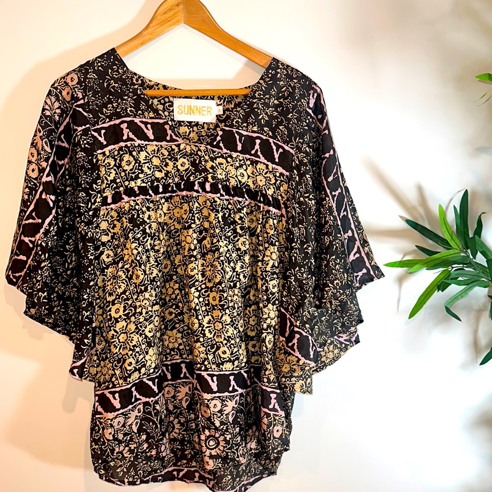 Anthropologie Sunner Top 100% silk. Size M